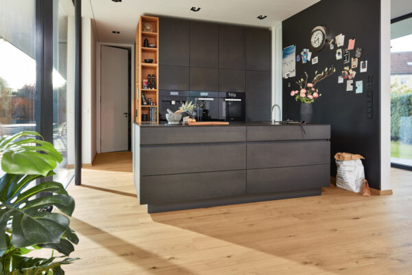 Kallan-Parketti-8921_HD400_ultramattlackiert_Ambiente_01 Kallan-Parketti-8921_HD400_ultramattlackiert_Ambiente_01